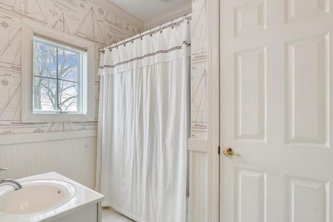 Photo of Bathroom in Unionville