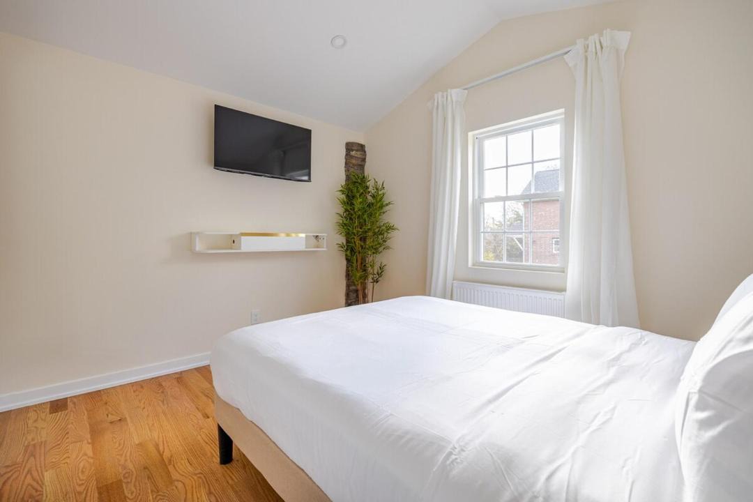 Photo of Bedroom in Southeast Yonkers