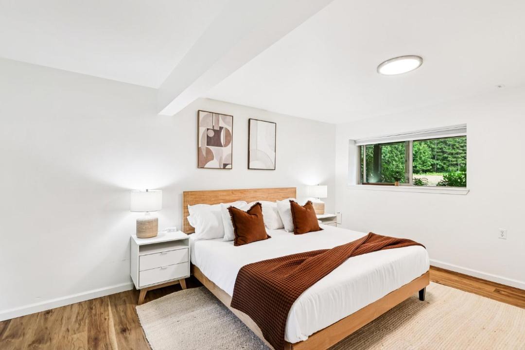 Photo of Bedroom in Concrete