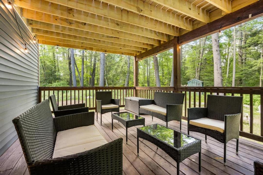 Photo of Patio Balcony in Sparrow Bush