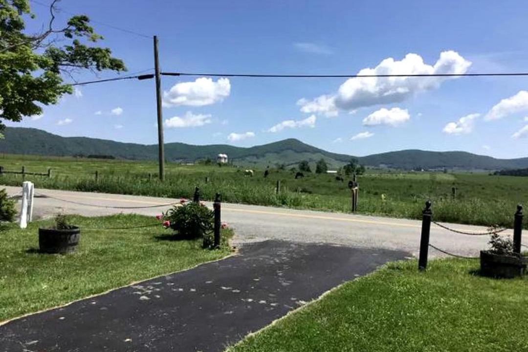 Photo of Others in Tazewell
