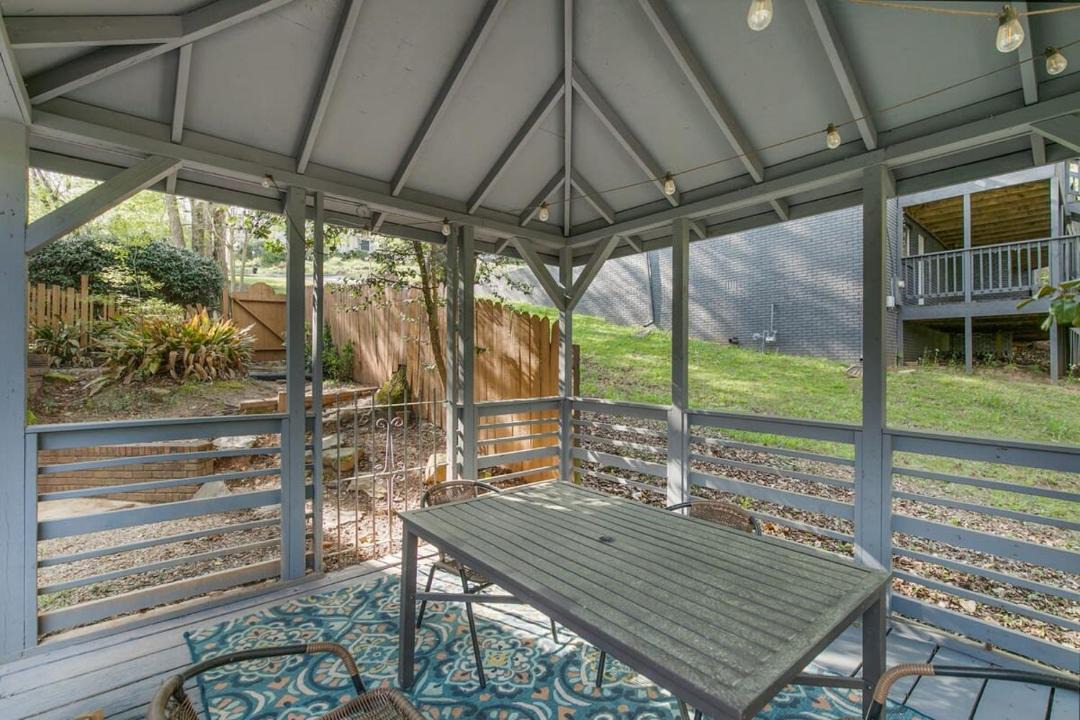 Photo of Patio Balcony in Crestline Heights