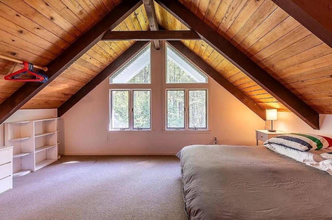 Photo of Bedroom in Jamaica