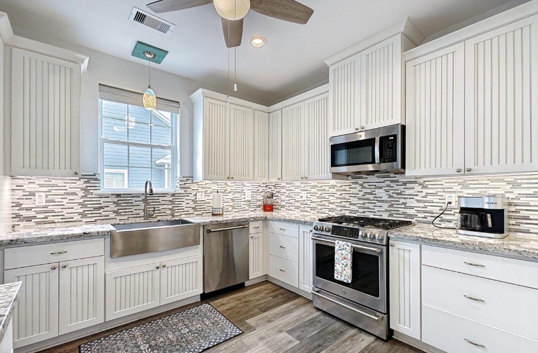 Photo of Kitchen in Pirates Beach