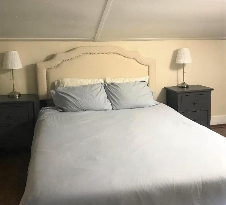 Photo of Bedroom in Tomkins Cove