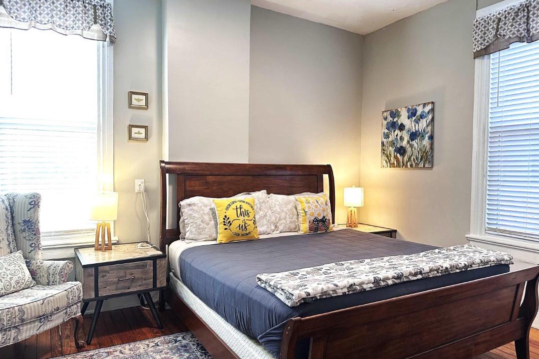 Photo of Bedroom in Fan District