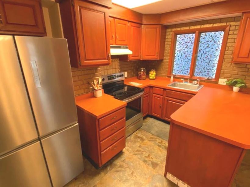 Photo of Kitchen in Downtown Niagara Falls