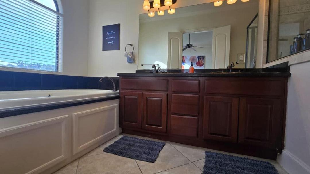Photo of Bathroom in Woodlake - Briar Meadow