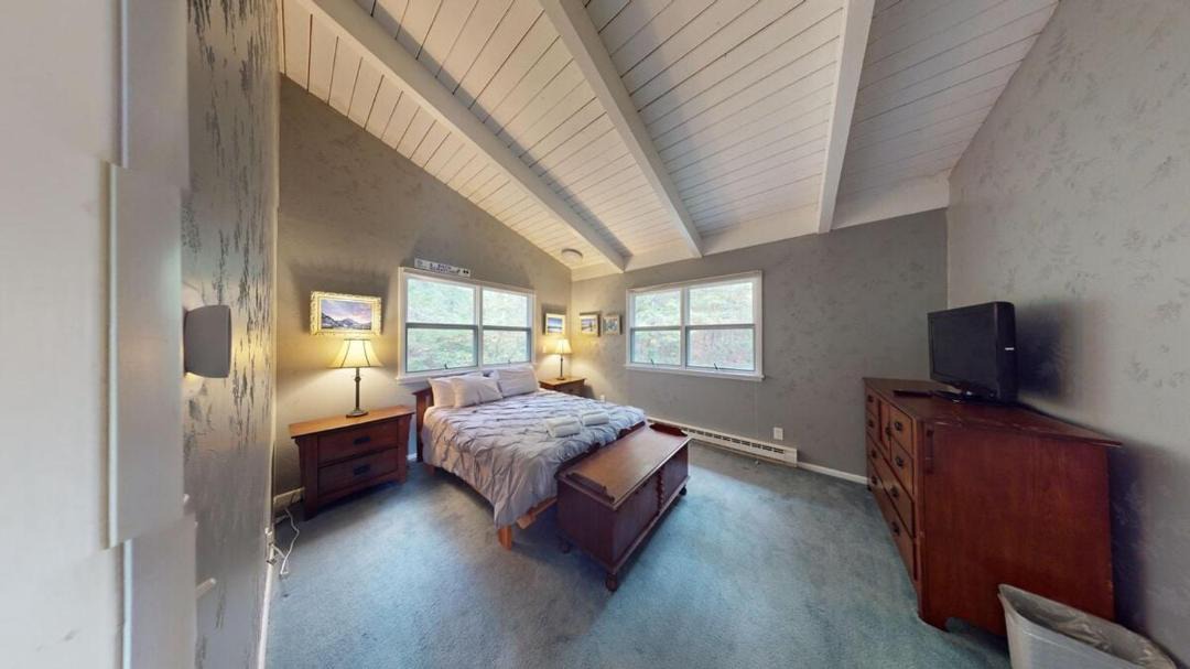 Photo of Bedroom in Pittsfield