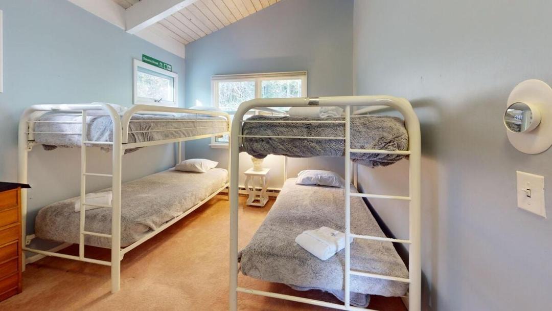 Photo of Bedroom in Pittsfield