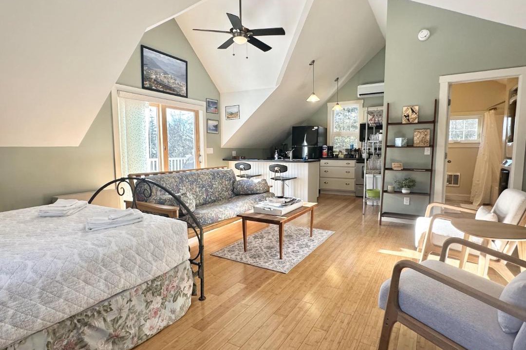 Photo of Bedroom in Town Hill
