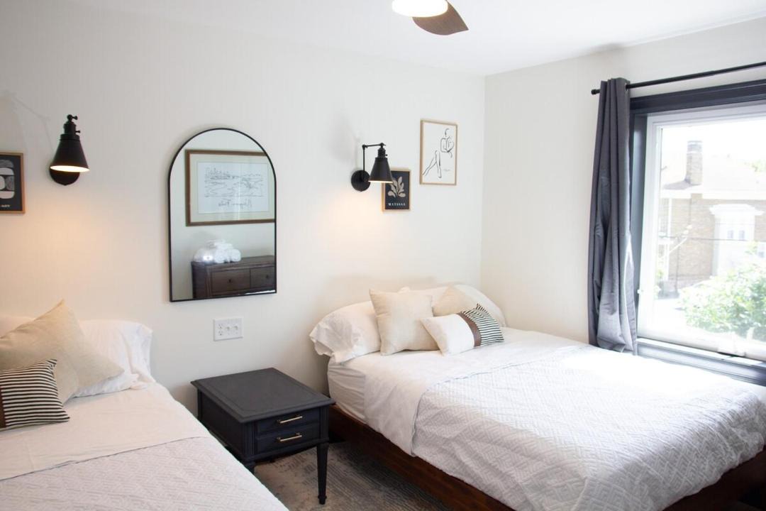 Photo of Bedroom in Niagara Falls