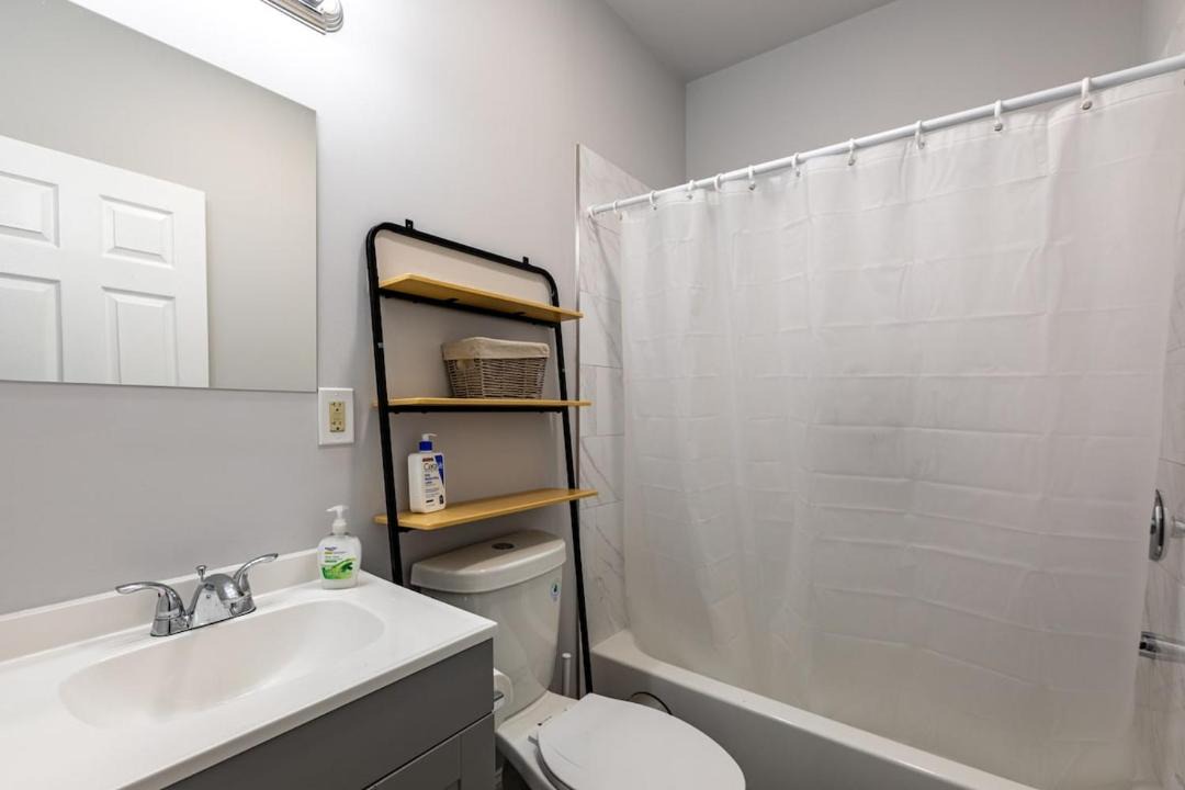 Photo of Bathroom in Passyunk Square