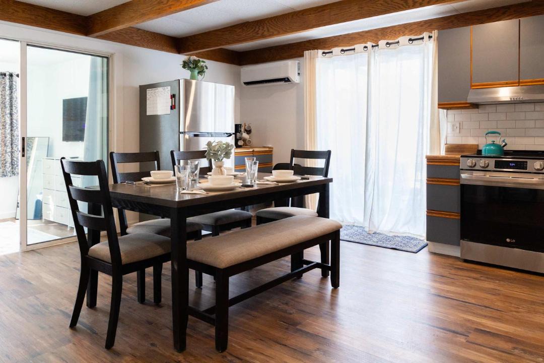 Photo of Kitchen in Center Conway