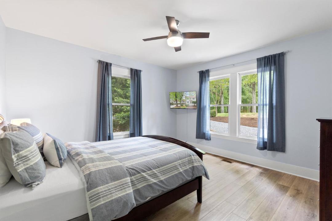 Photo of Bedroom in Barium Springs