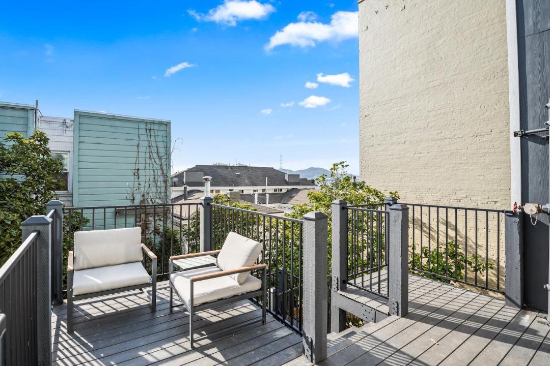 Photo of Patio Balcony in Pacific Heights
