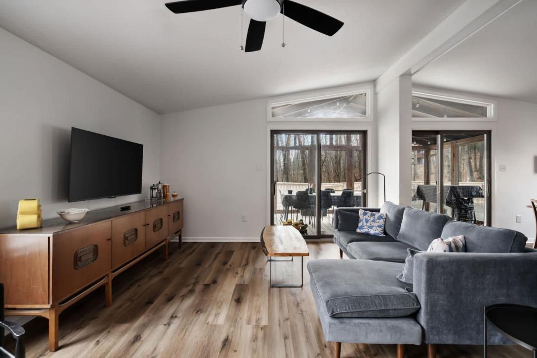Photo of Livingroom in Berkeley Springs