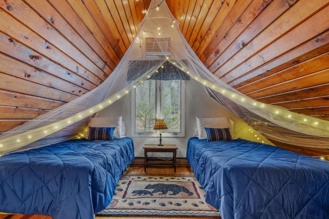 Photo of Bedroom in Berkeley Springs