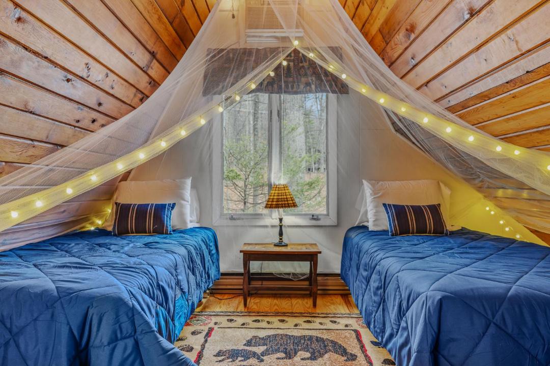 Photo of Bedroom in Berkeley Springs