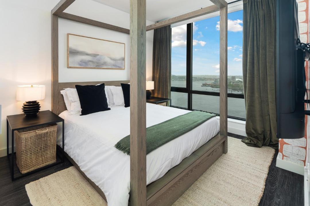 Photo of Bedroom in Central-Maverick Square - Paris Street