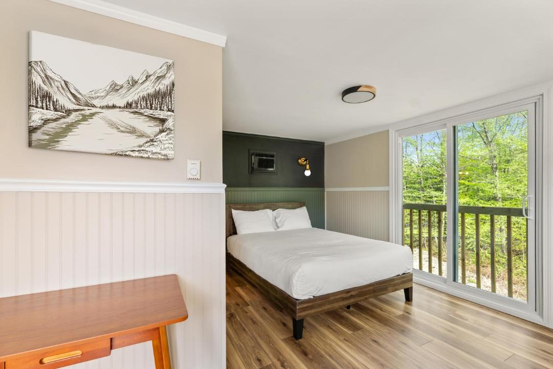 Photo of Bedroom in North Woodstock