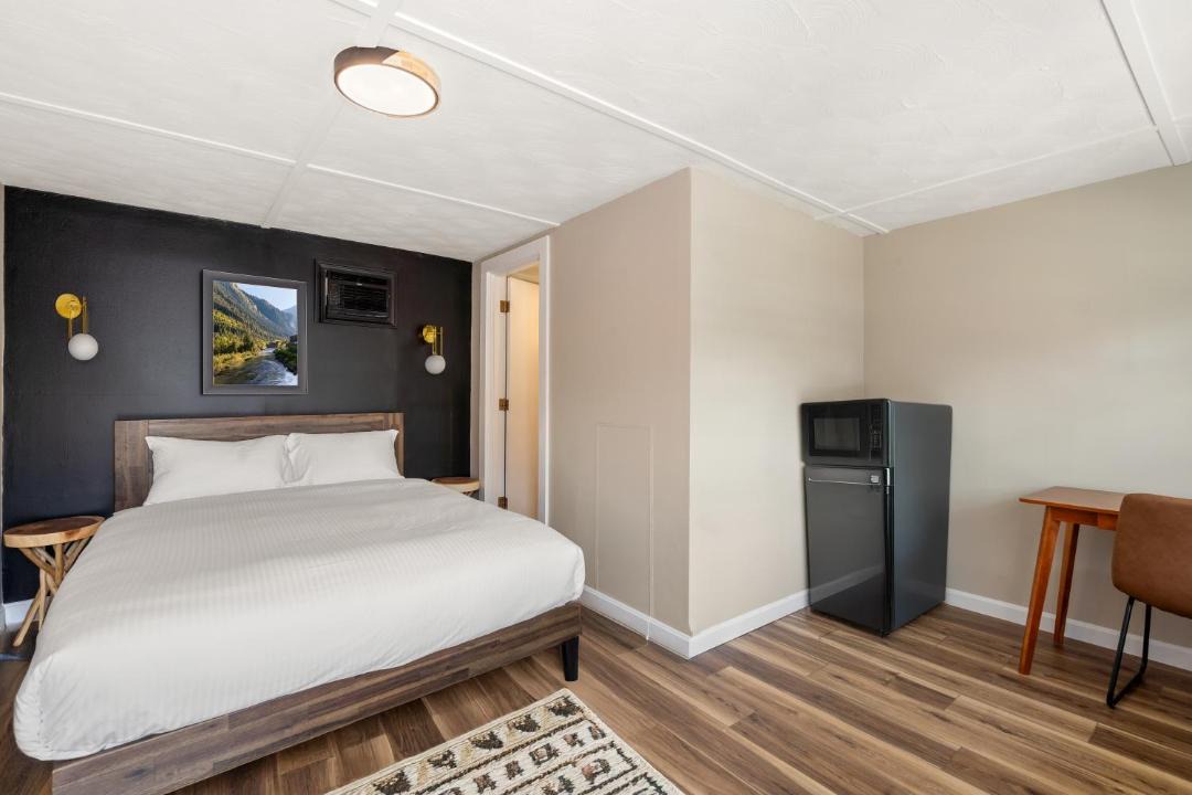 Photo of Bedroom in North Woodstock