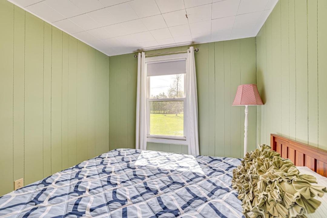 Photo of Bedroom in North Hero