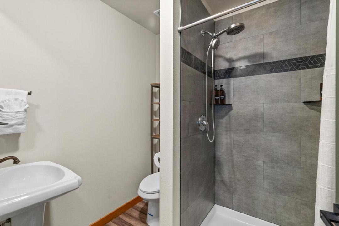 Photo of Bathroom in Paradise Estates