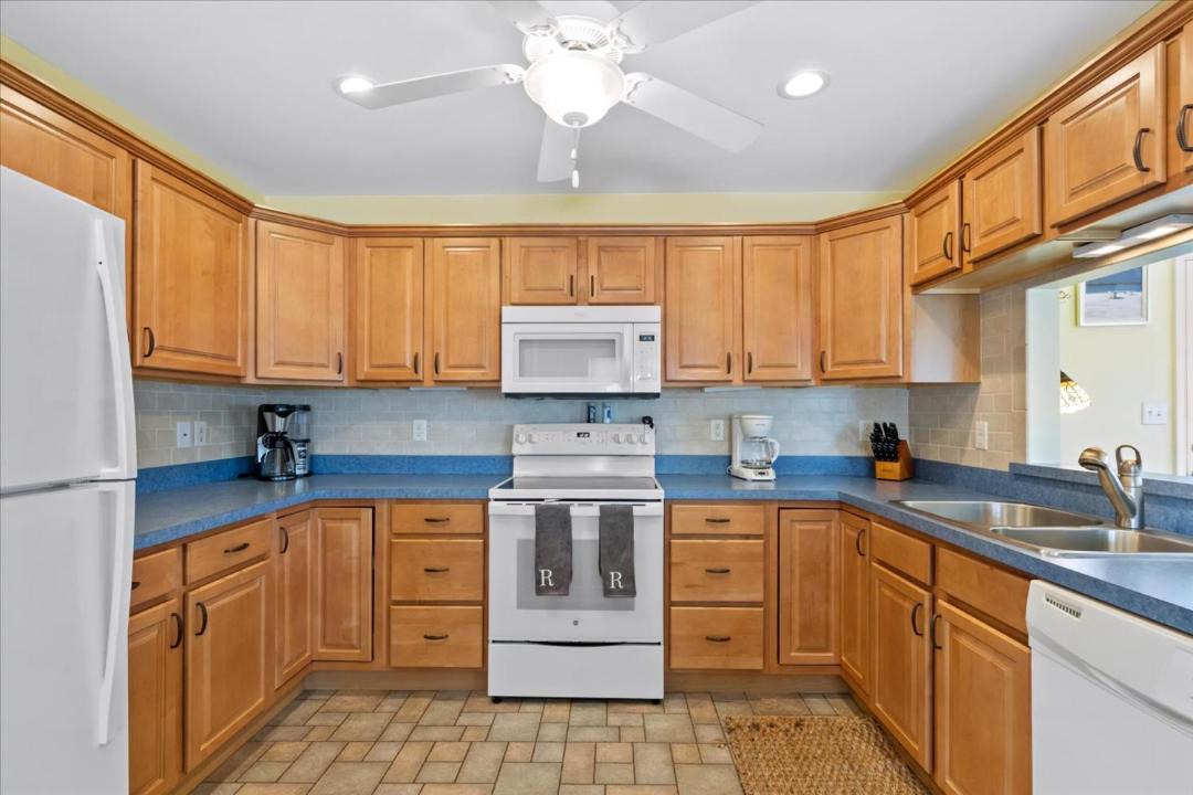 Photo of Kitchen in Captain's Cove