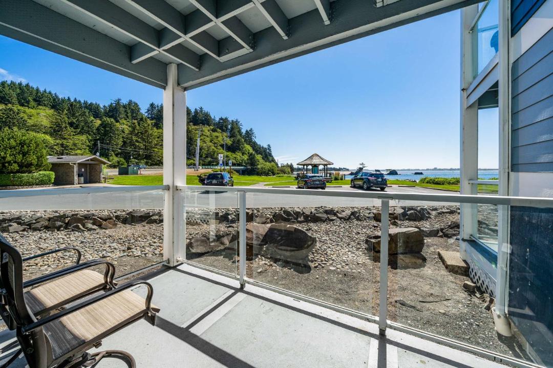 Photo of Others in Lincoln City