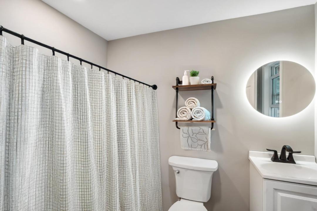 Photo of Bathroom in North Woodstock