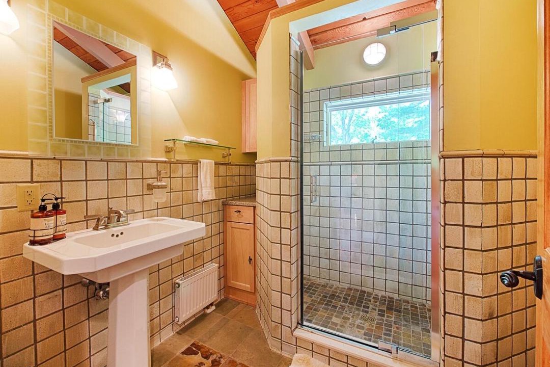 Photo of Bathroom in Newfane