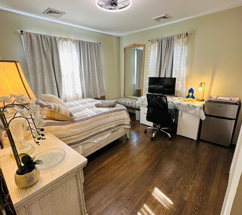 Photo of Bedroom in Yardville-Groveville