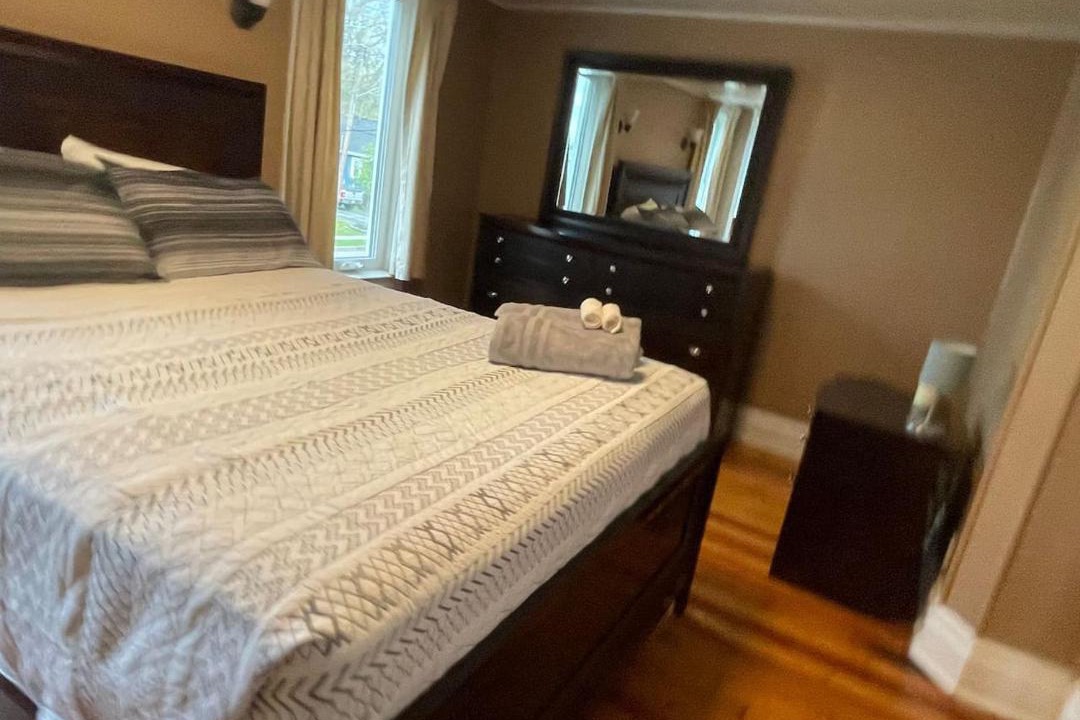 Photo of Bedroom in Niagara Falls