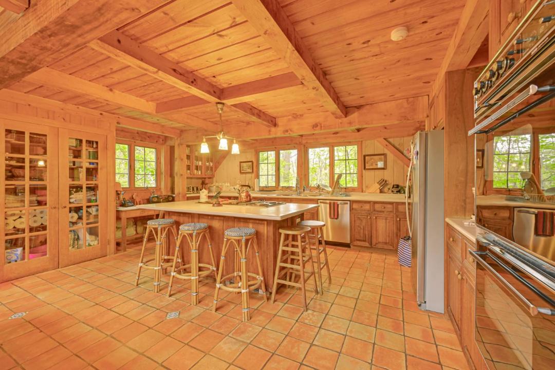 Photo of Kitchen in Amagansett North