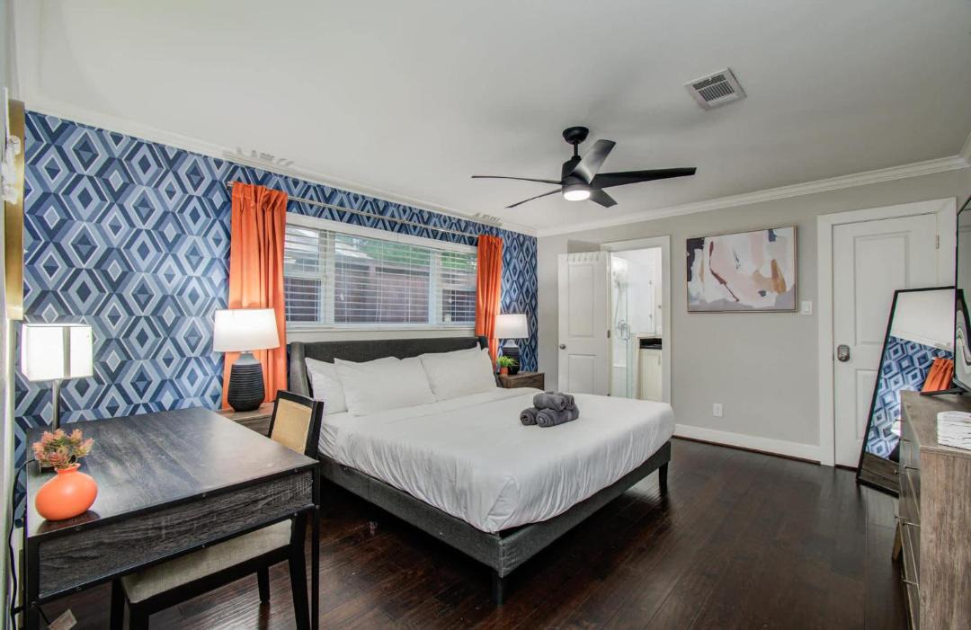 Photo of Bedroom in Willow Meadows/Willowbend Area