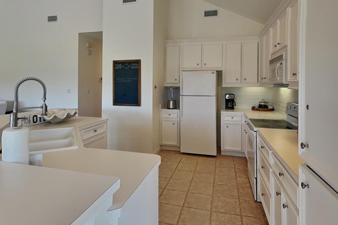 Photo of Kitchen in Pirates Beach