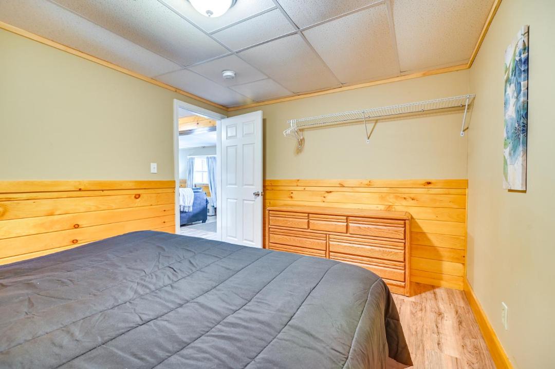 Photo of Bedroom in Pittsburg