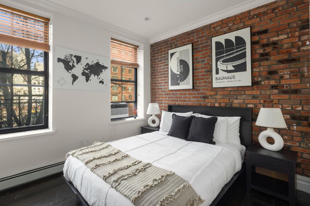 Photo of Bedroom in Garment District