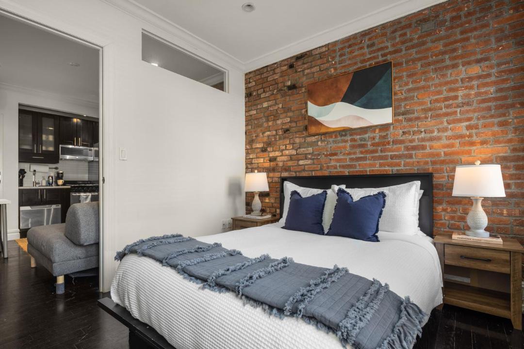 Photo of Bedroom in Garment District