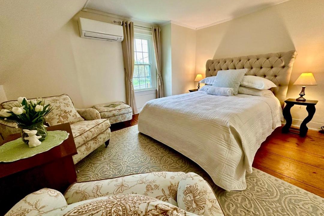 Photo of Bedroom in West Woodstock