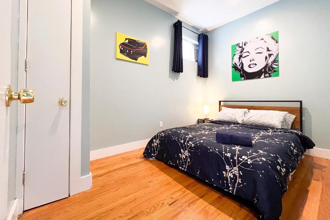 Photo of Bedroom in Ocean Hill
