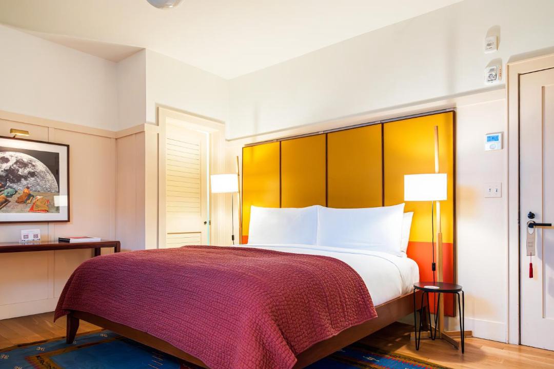 Photo of Bedroom in Kingston Stockade District