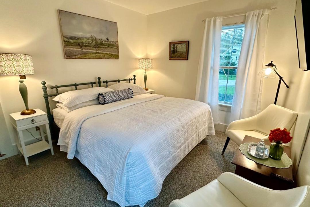 Photo of Bedroom in West Woodstock