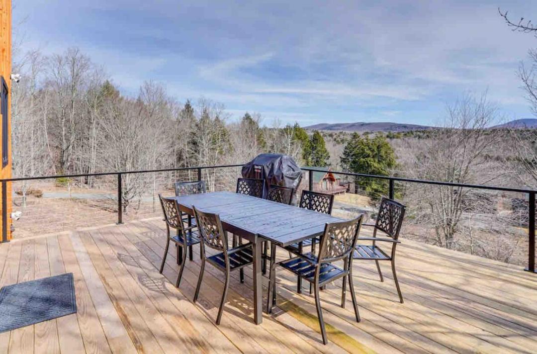 Photo of Patio Balcony in Windham