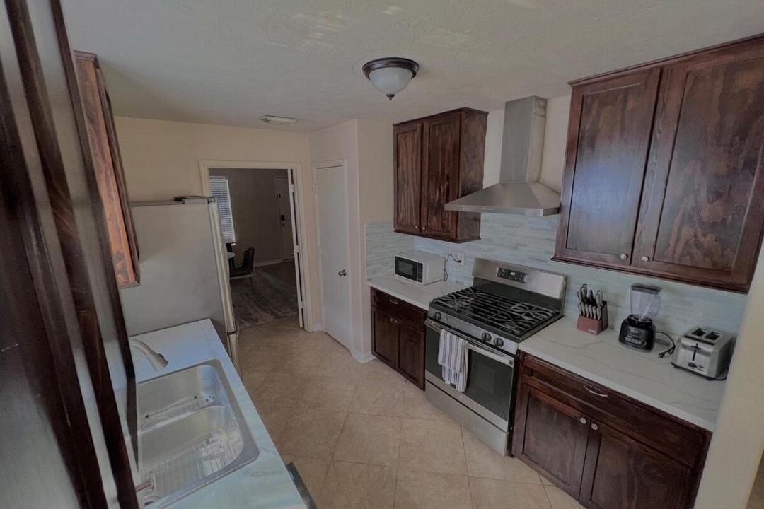 Photo of Kitchen in Southbelt/Ellington