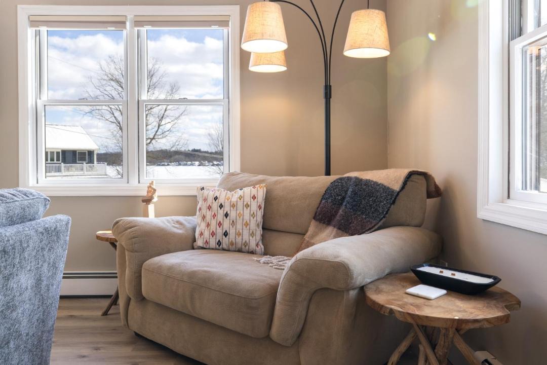 Photo of Livingroom in Saratoga Springs
