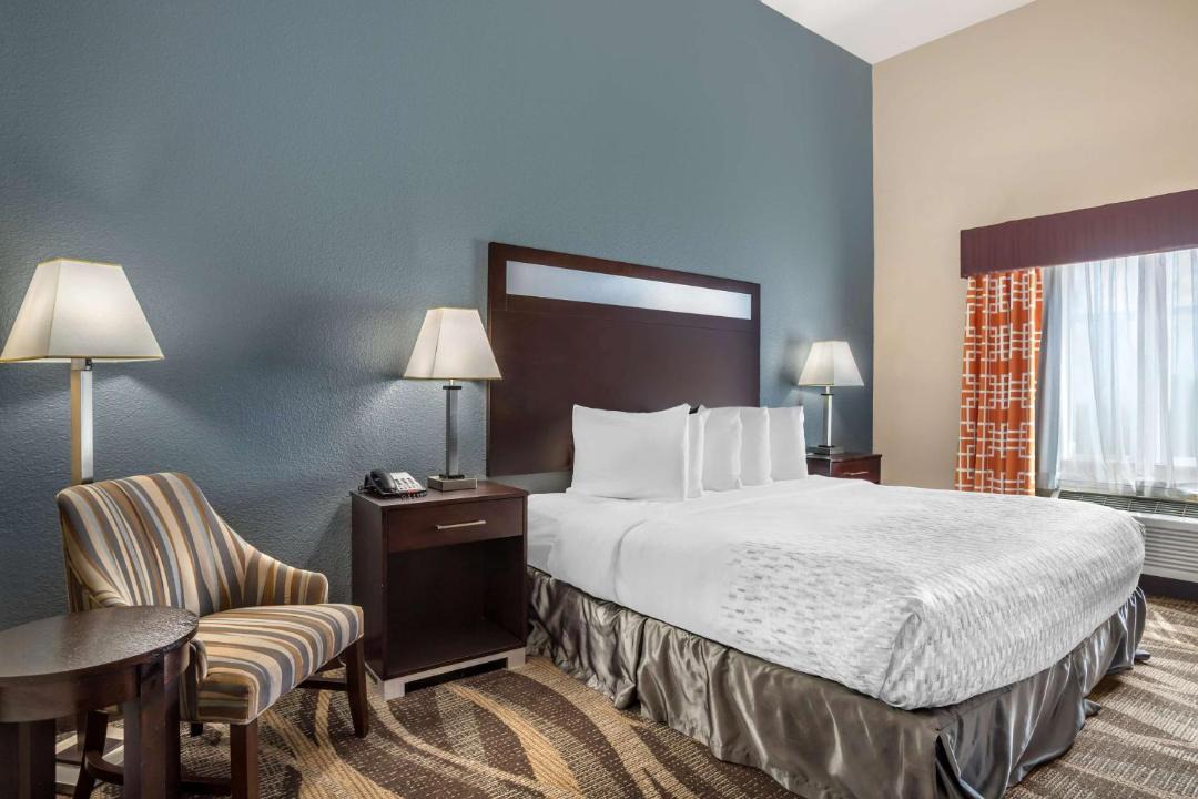 Photo of Bedroom in Lake Jackson