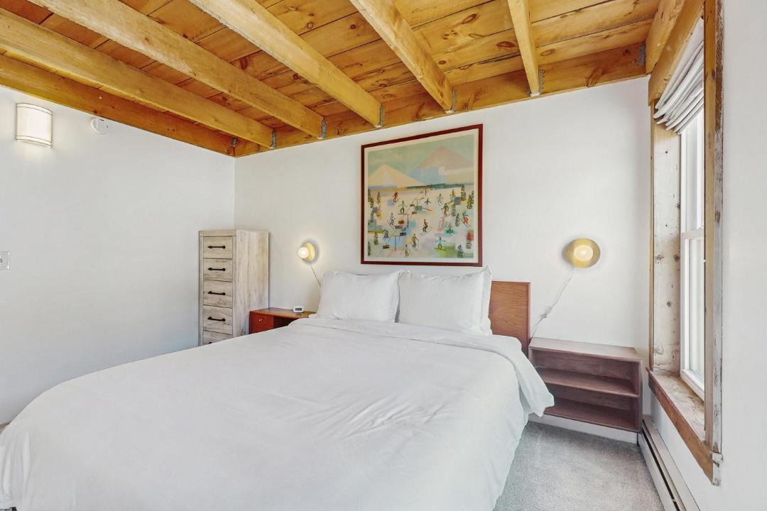 Photo of Bedroom in Proctorsville