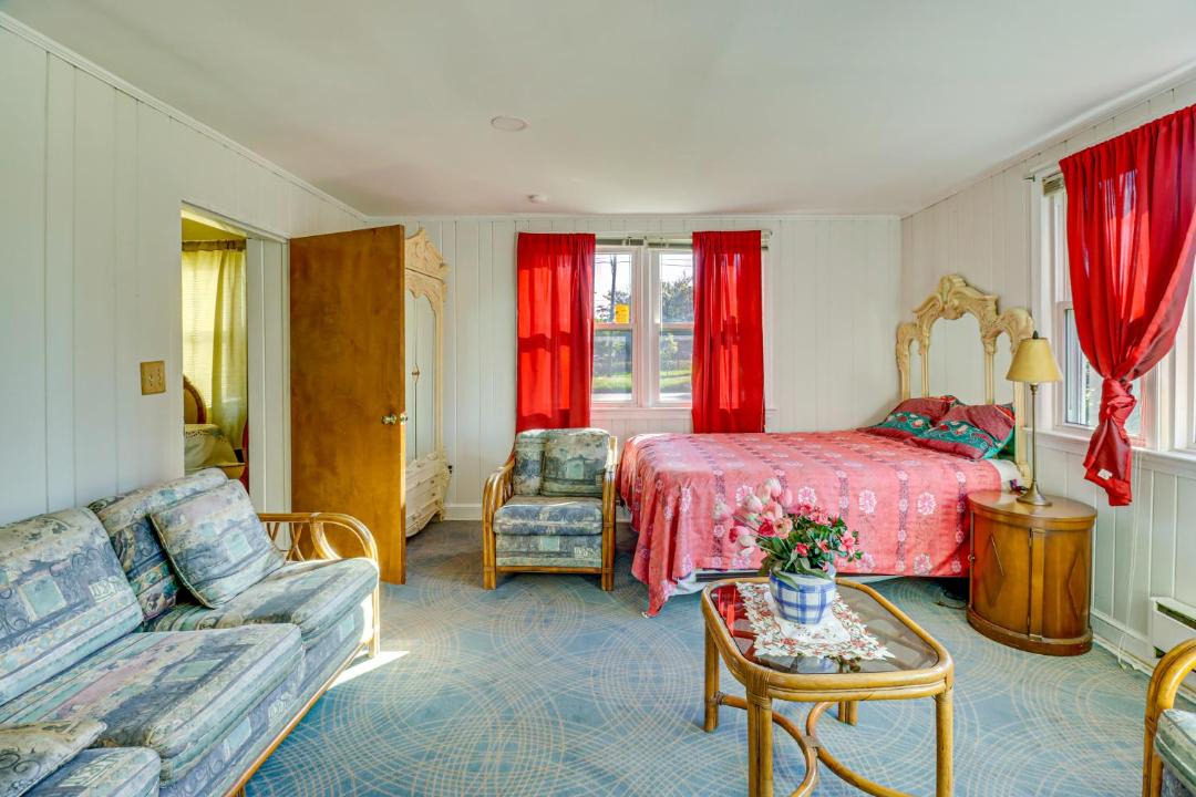 Photo of Bedroom in Wheaton-Glenmont
